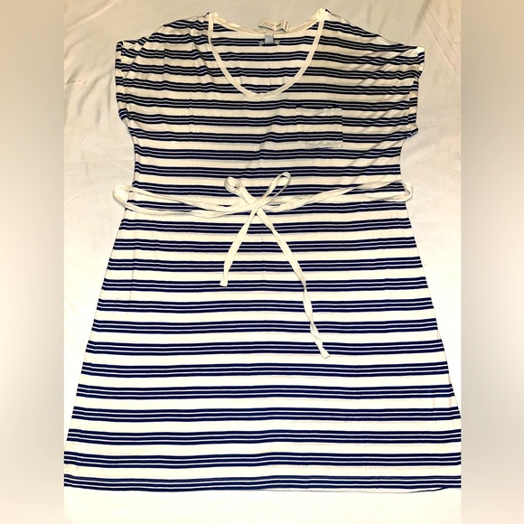 Old Navy Dresses & Skirts - Old Navy NWT Knit Dress XL Navy Blur & White Stripes w/ tie belt